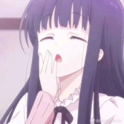 女孩演出完退礼服被商家曝光